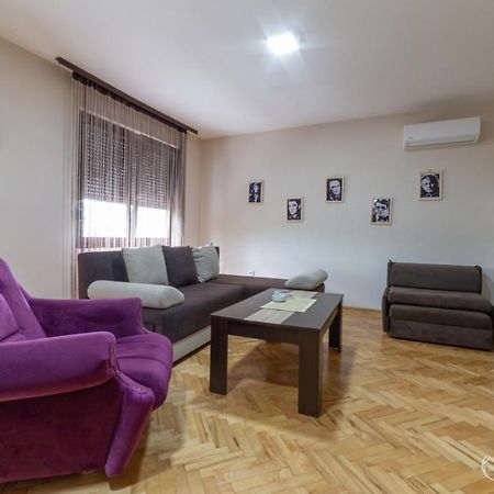 Apartmani Nina S 바이나 바슈타 외부 사진