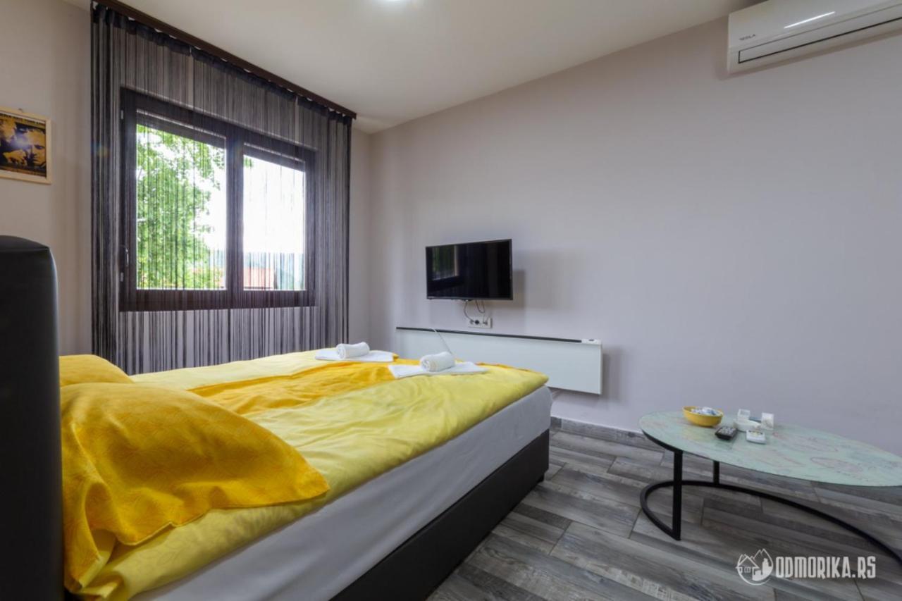Apartmani Nina S 바이나 바슈타 외부 사진