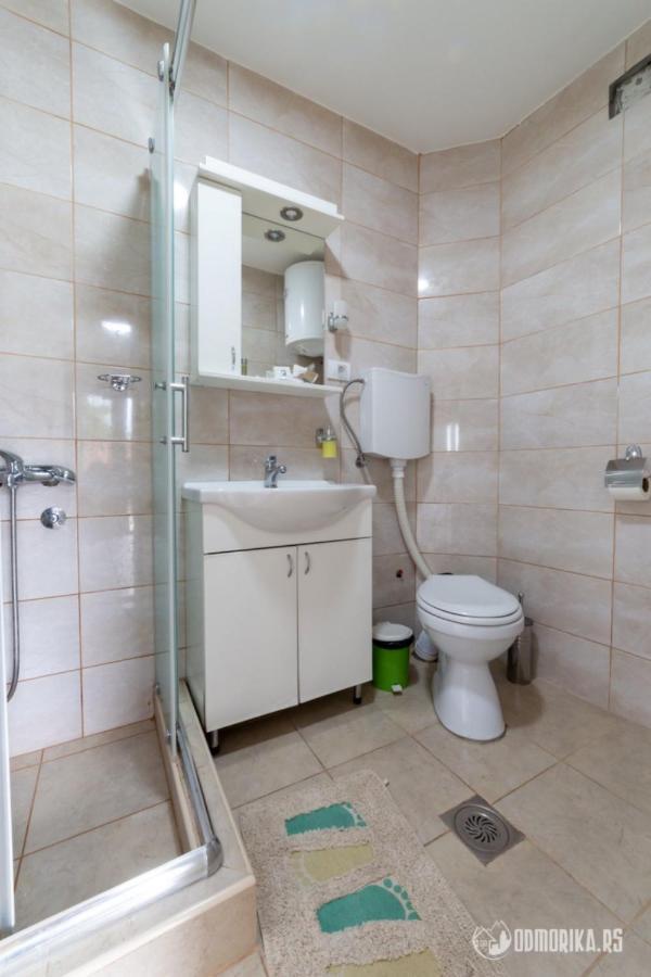 Apartmani Nina S 바이나 바슈타 외부 사진