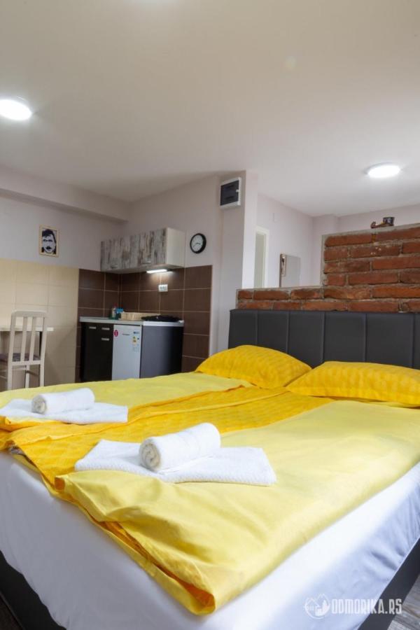 Apartmani Nina S 바이나 바슈타 외부 사진